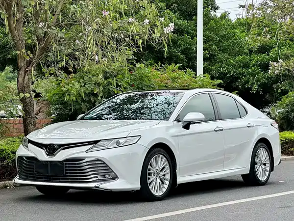 Toyota Camry 2019