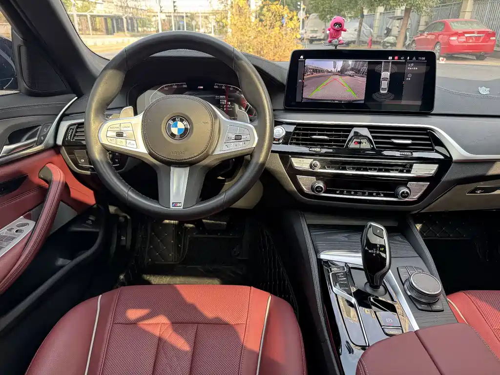 BMW 5 Series 2023
