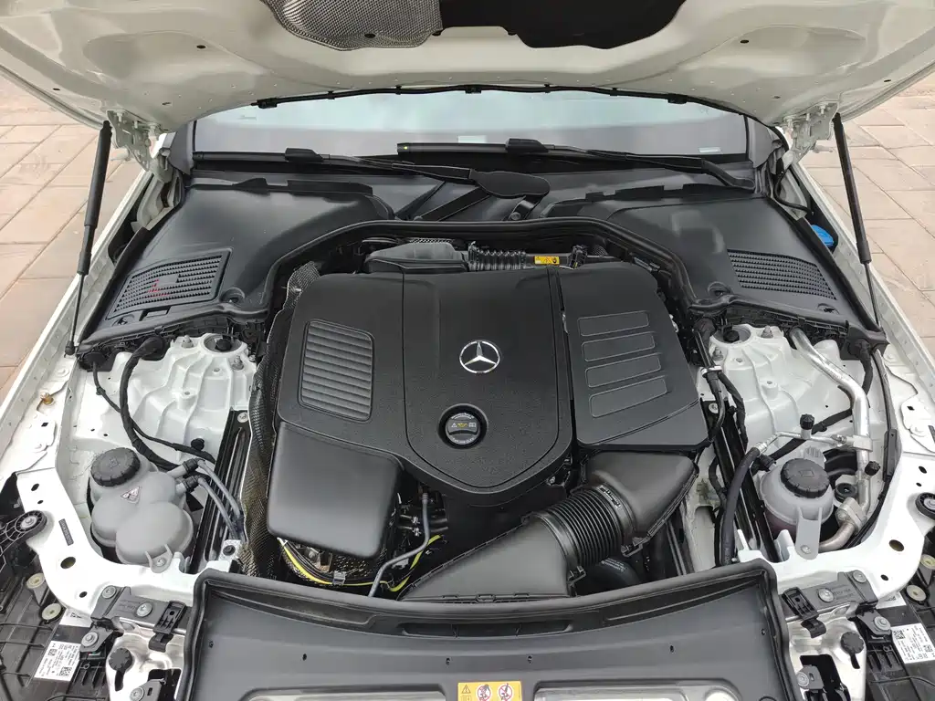 Mercedes-Benz C-Class 2023 — фото 20