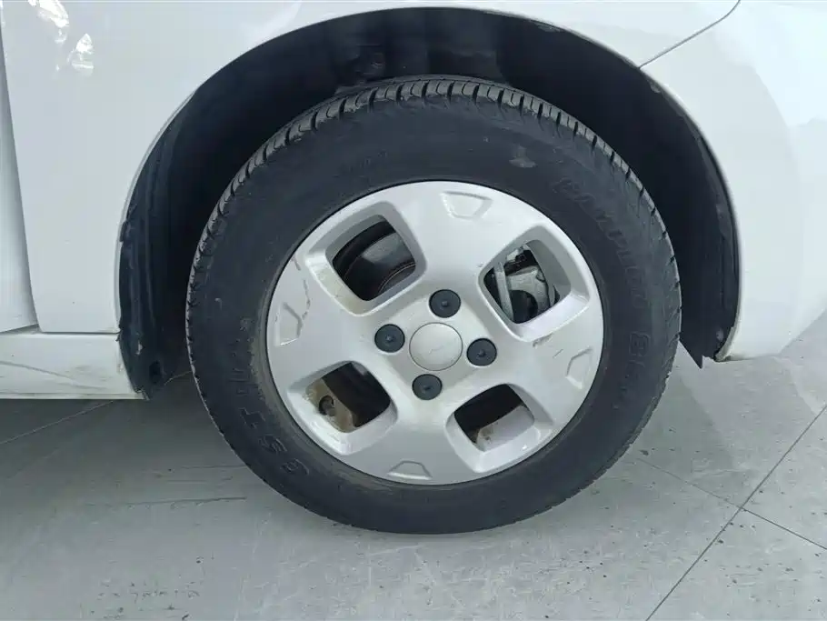 Roewe Clever 2022