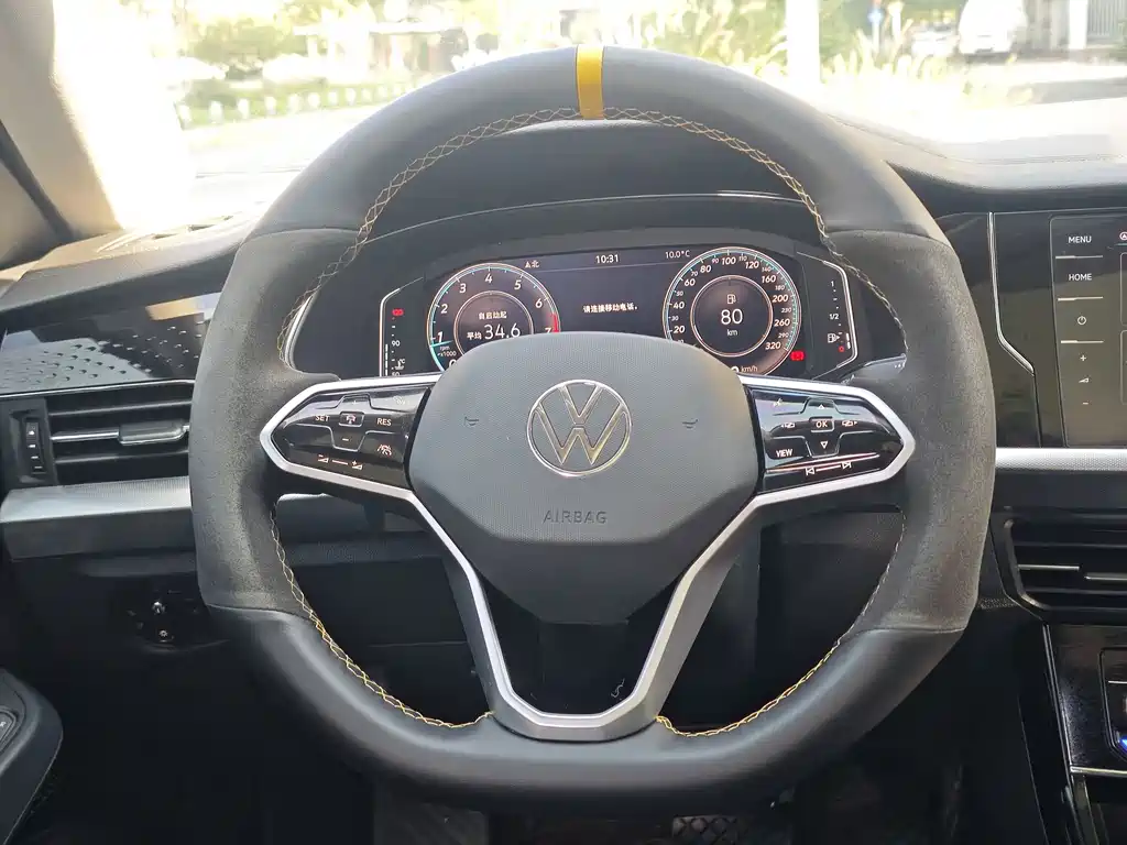 Volkswagen Passat 2023