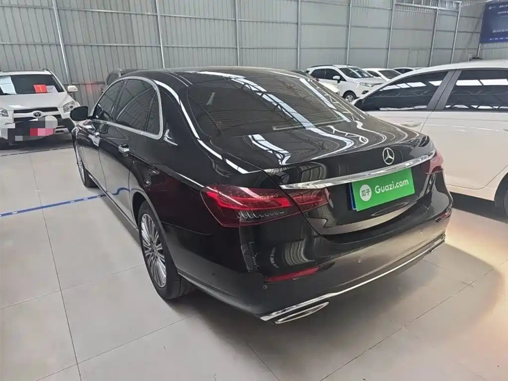 Mercedes-Benz E-Class 2023 — фото 5