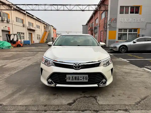 Toyota Camry 2016