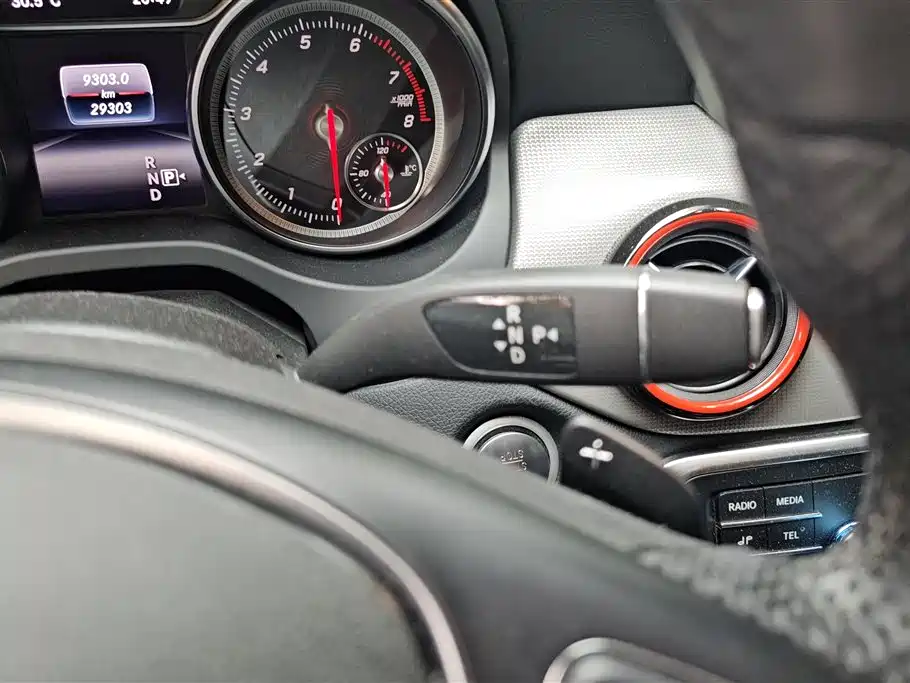 Mercedes-Benz CLA 2018 — фото 16