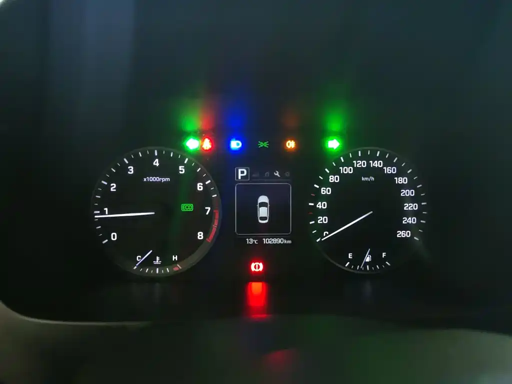 Hyundai Sonata 2016 — фото 12
