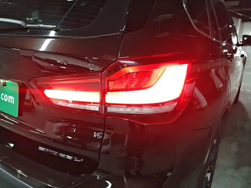 BMW X1 2020 — фото 8