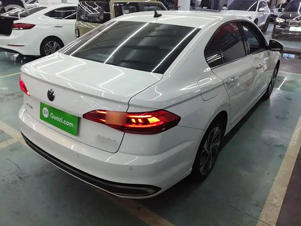 Volkswagen Bora 2023