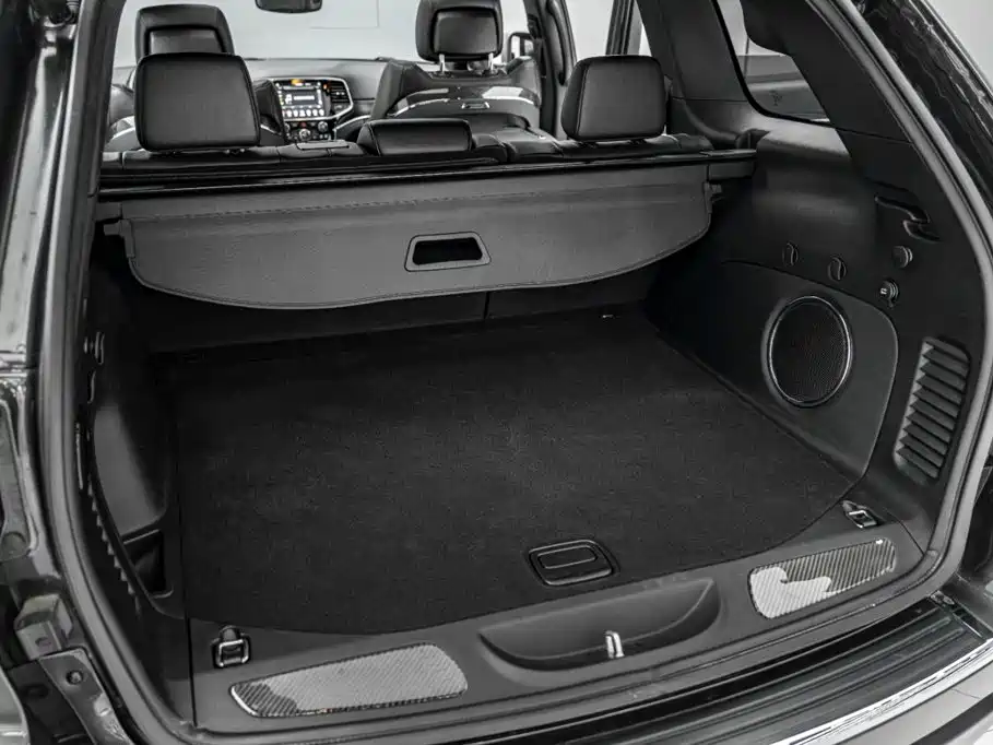 Jeep Grand Cherokee 2023 — фото 39