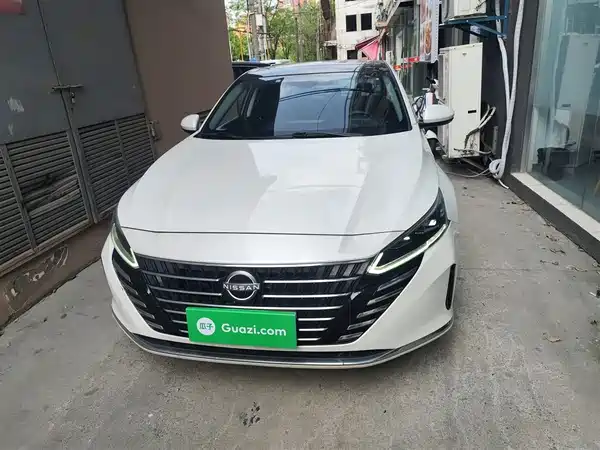 Nissan Teana 2022