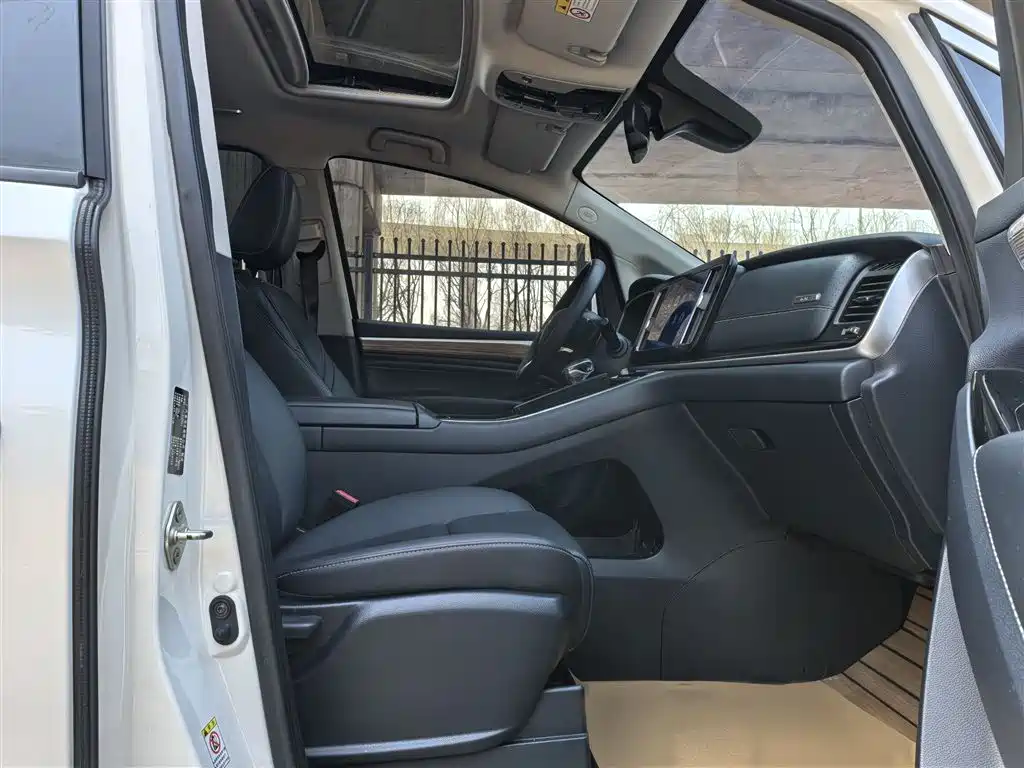 GAC Motor Trumpchi M8 2020 — фото 22