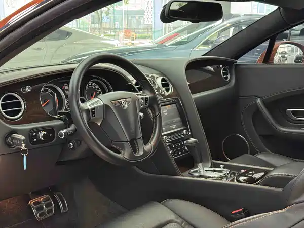 Bentley Continental 2012