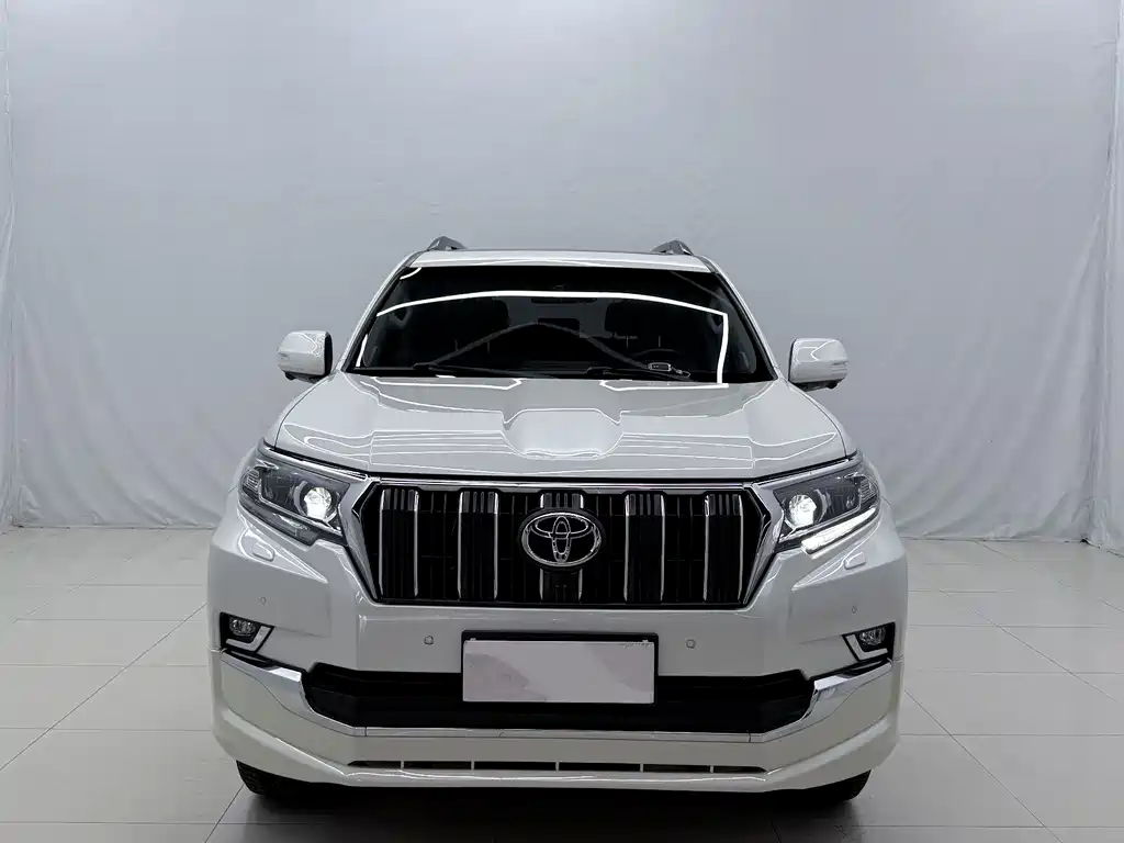 Toyota Prado 2020 — фото 2