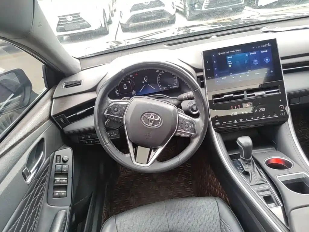 Toyota Avalon 2022 — фото 11