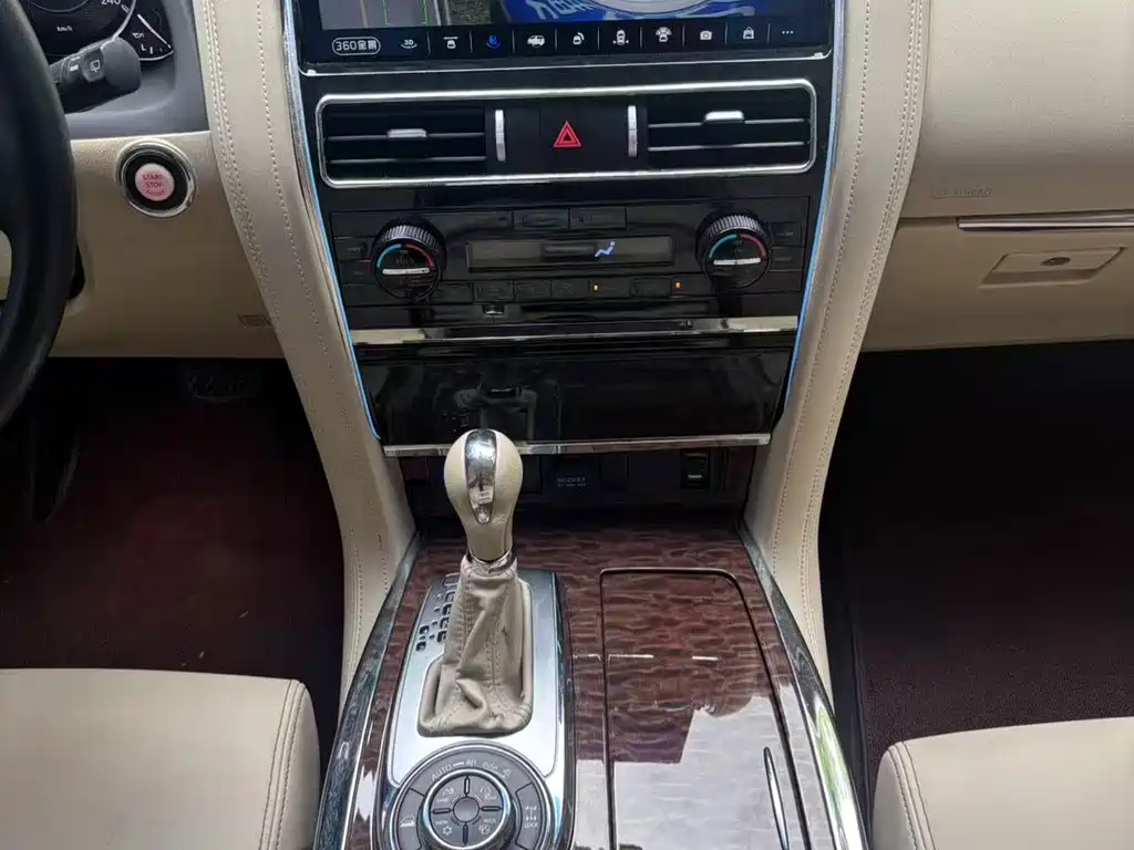Nissan Patrol 2018 — фото 15