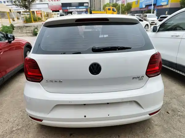 Volkswagen Polo 2016