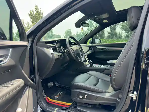 Cadillac XT6 2023