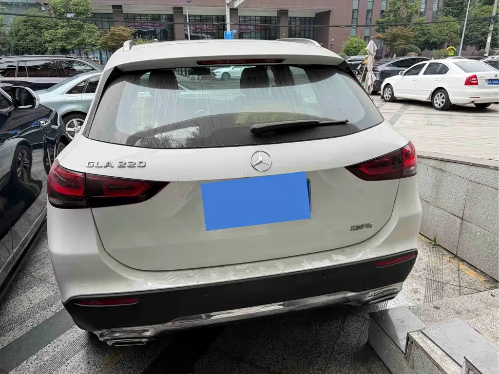Mercedes-Benz GLA 2022 — фото 3