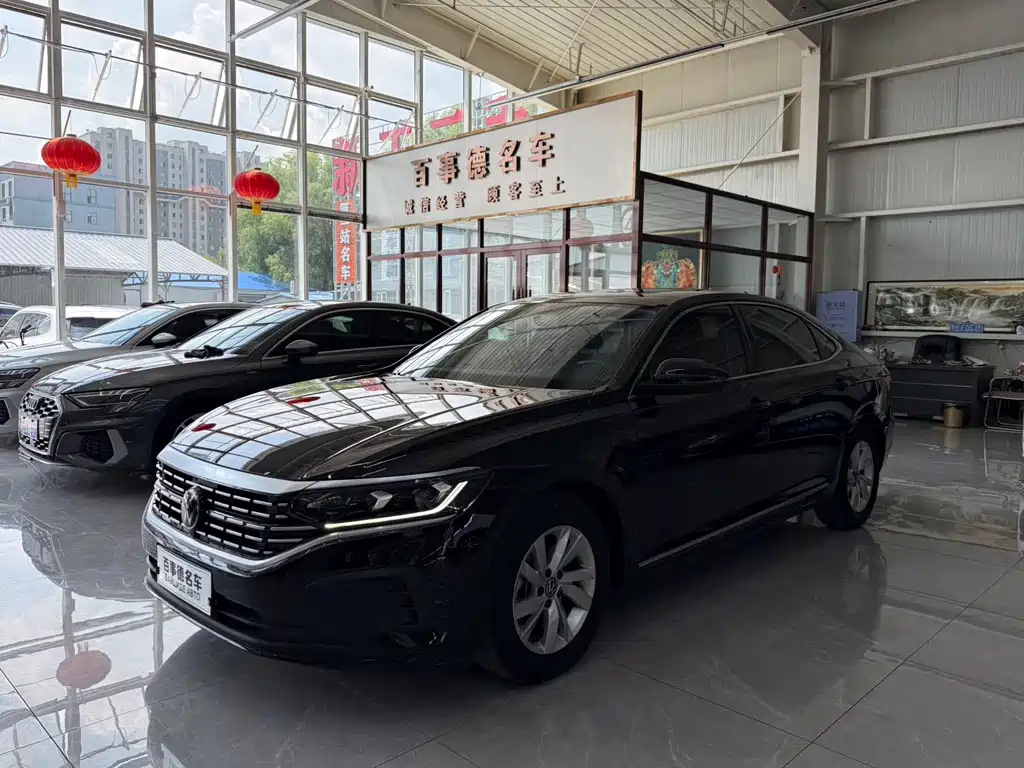 Volkswagen Passat 2023