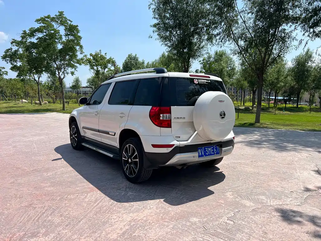 Skoda Yeti 2015 — фото 4