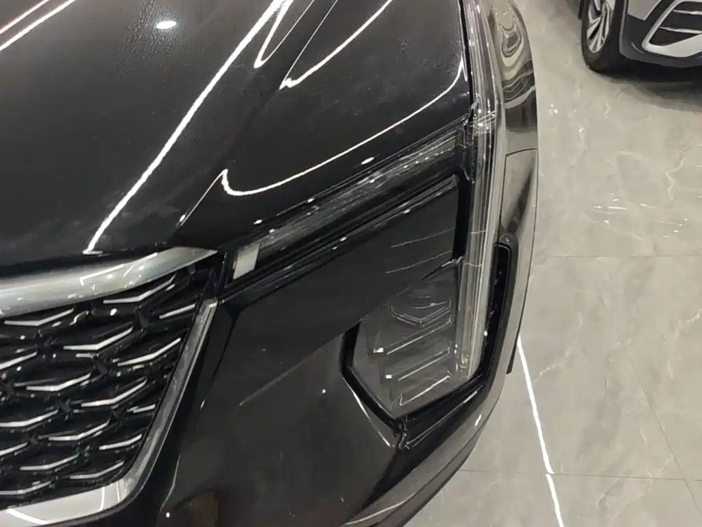 Cadillac XT4 2025 — фото 24