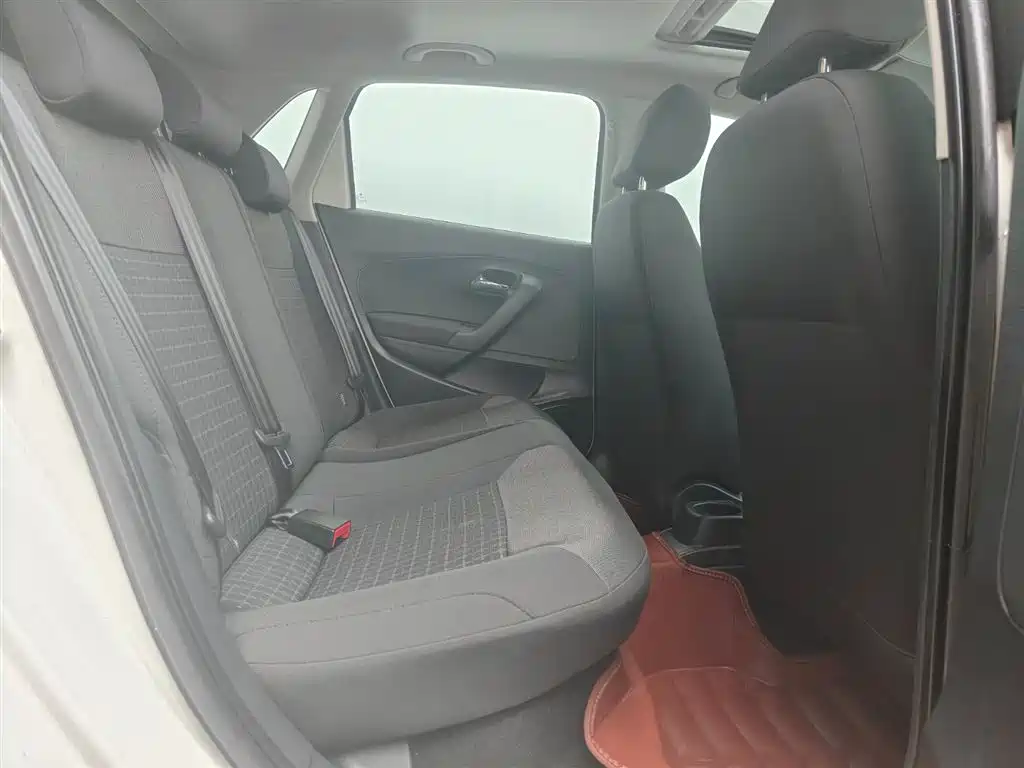 Volkswagen Polo 2016