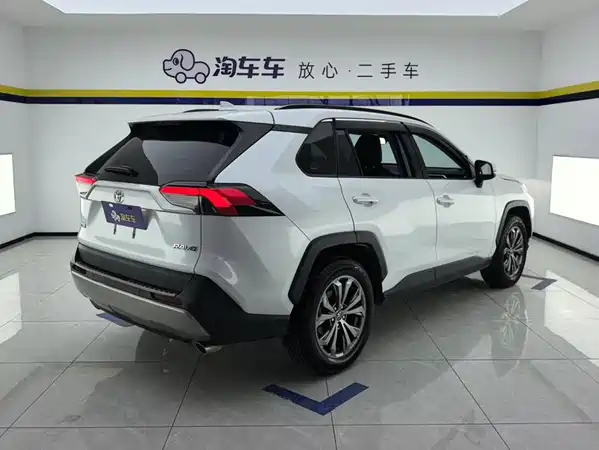 Toyota RAV4 2023