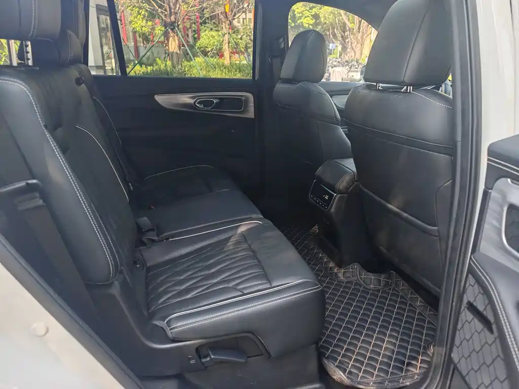 GAC Trumpchi GS8 2023 — фото 10
