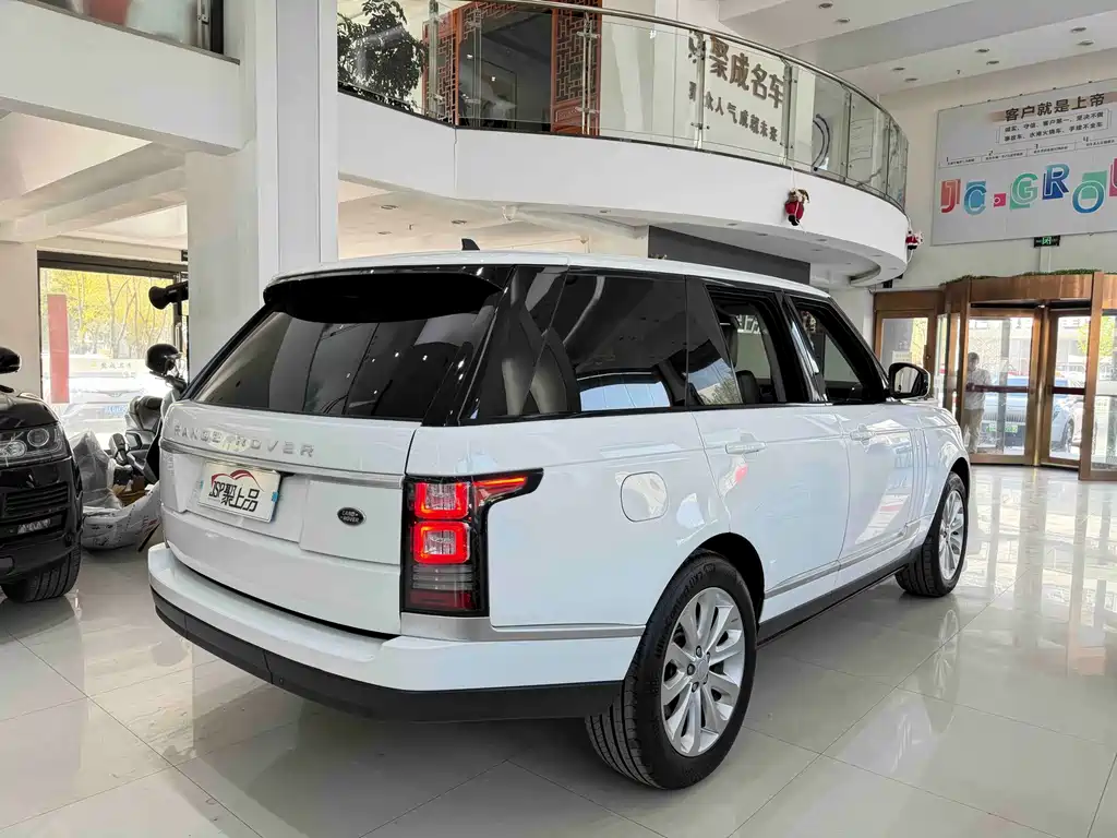 Land Rover Range Rover 2016 — фото 11