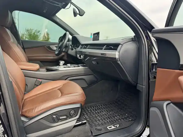 Audi Q7 2016