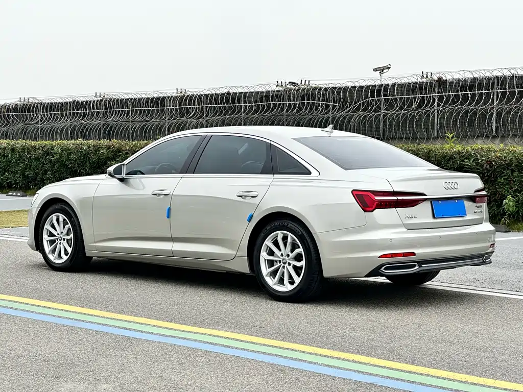 Audi A6L 2020 — фото 4