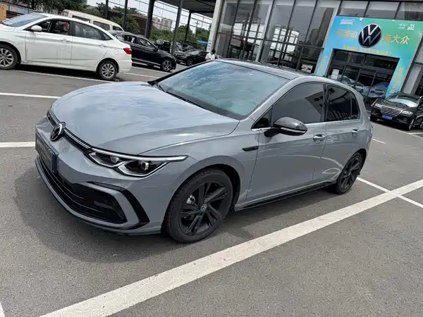 Volkswagen Golf 2022