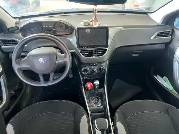 Peugeot 2008 2017
