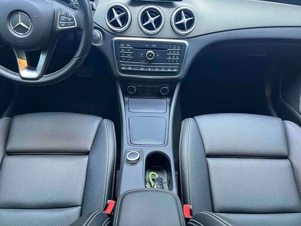 Mercedes-Benz GLA 2017 — фото 14