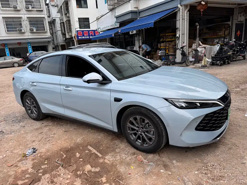 BYD Qin L 2025 — фото 3