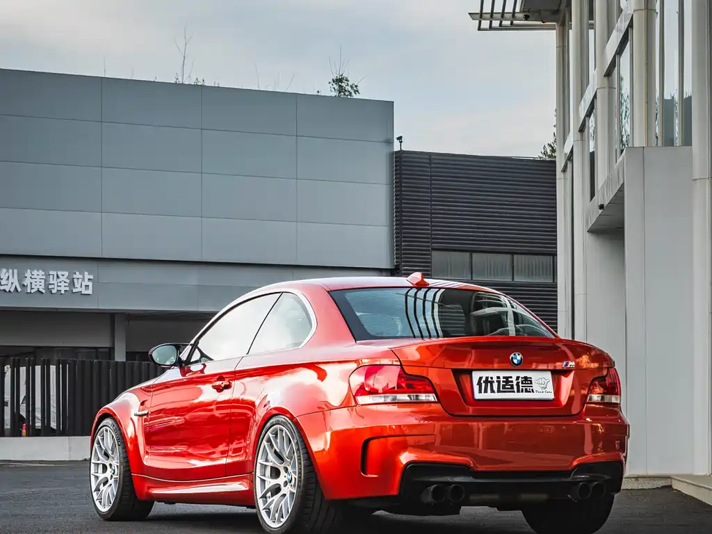 BMW 1 Series M 2012 — фото 3