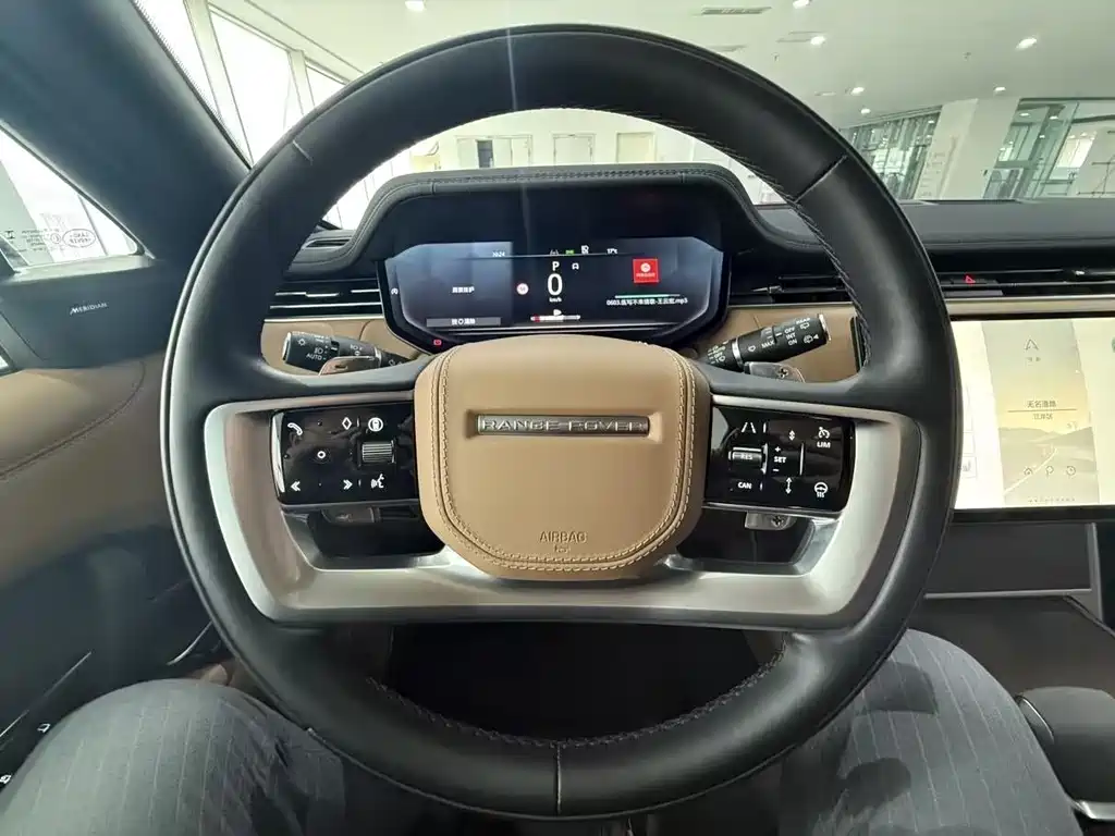 Land Rover Range Rover 2024 — фото 10