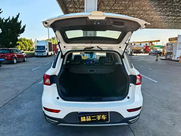 GAC Trumpchi GS4 2015