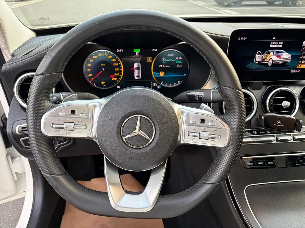 Mercedes-Benz C-Class 2021 — фото 6