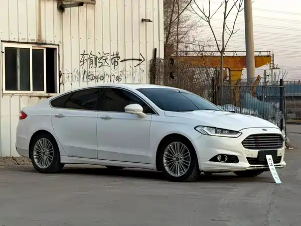Ford Mondeo 2014