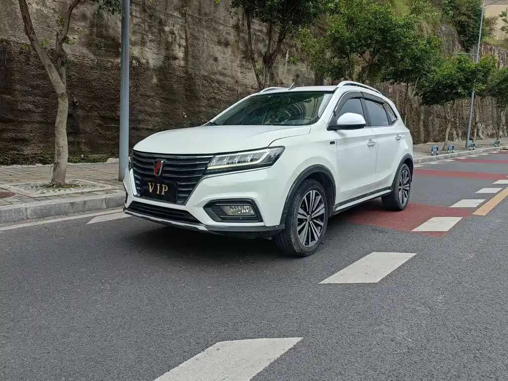 Roewe RX5 2021 — фото 1