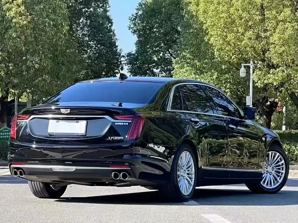 Cadillac CT6 2022 — фото 3
