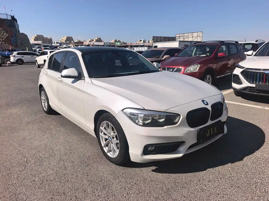 BMW 1 Series 2019 — фото 3
