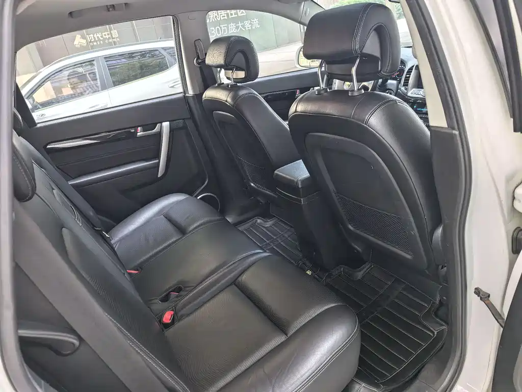 Chevrolet Captiva 2015 — фото 11