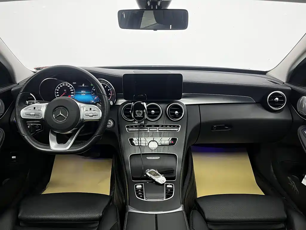 Mercedes-Benz C-Class 2021 — фото 10