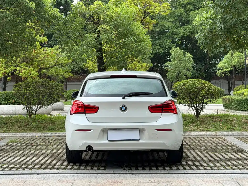 BMW 1 Series 2015 — фото 19