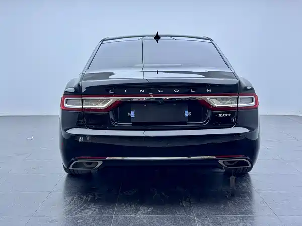 Lincoln Continental 2017
