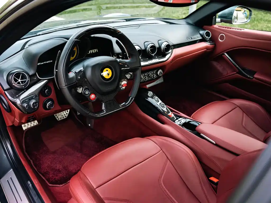 Ferrari F12berlinetta 2017 — фото 23