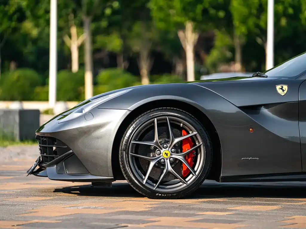 Ferrari F12berlinetta 2017 — фото 9