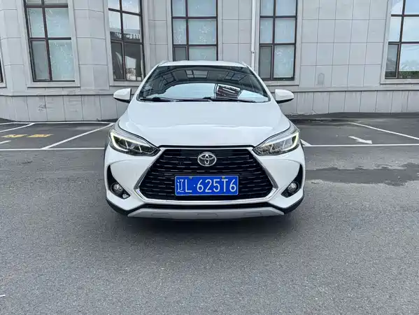 Toyota Yaris L 2022