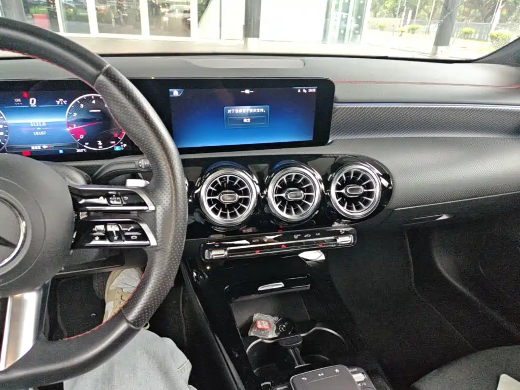 Mercedes-Benz A-Class 2023 — фото 13